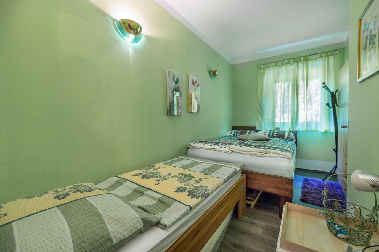 Apartment Pavic Garden Baška Екстериор снимка