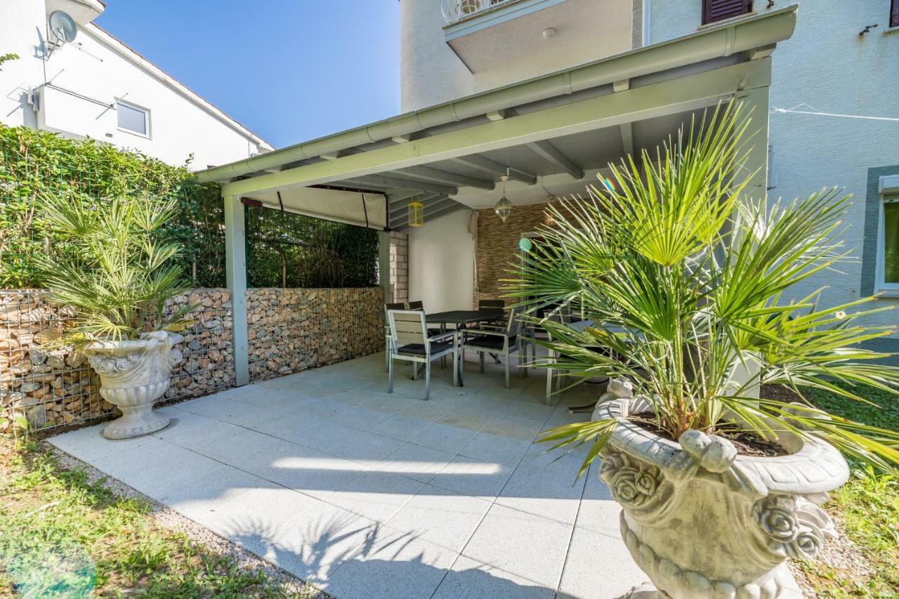 Apartment Pavic Garden Baška Екстериор снимка